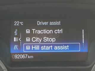 Ford C-Max 2018 1.0 EcoBoost 125HP/ Titanium / Ambient Light / Keyless-thumb-12