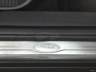 Ford C-Max 2018 1.0 EcoBoost 125HP/ Titanium / Ambient Light / Keyless-thumb-24