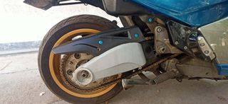 Gilera GP 800 2009-thumb-7