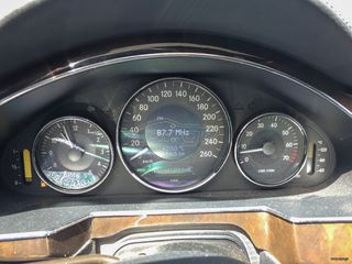 Mercedes-Benz CLS 500 2005 5.0 V8 / AMG Ζάντες / Keyless / Ελληνικής Αντιπροσωπείας-thumb-32