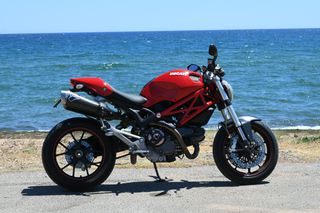 Ducati Monster 1100 2009-thumb-2