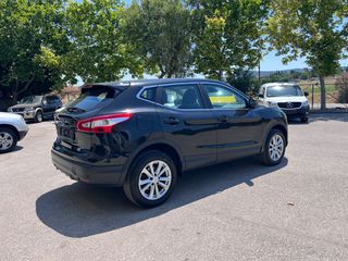 Nissan Qashqai 2017-thumb-9
