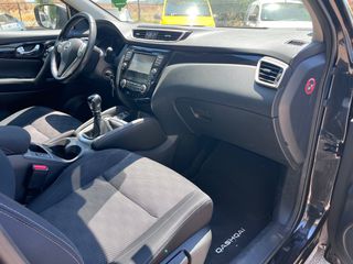Nissan Qashqai 2017-thumb-15