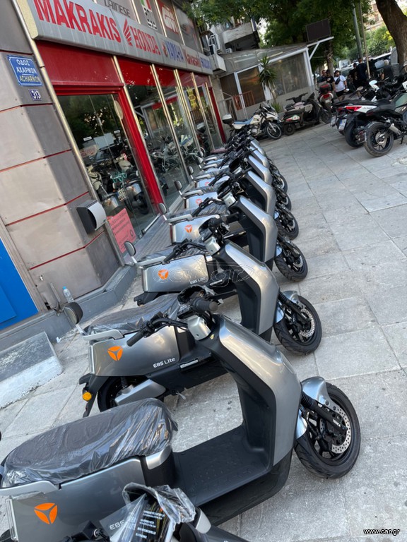 Yadea E8S 2026 ΧΩΡΙΣ ΔΙΠΛΩΜΑ ΗΛΕΚΤΡΙΚΟ