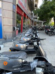 Yadea E8S 2026 ΧΩΡΙΣ ΔΙΠΛΩΜΑ ΗΛΕΚΤΡΙΚΟ-thumb-2