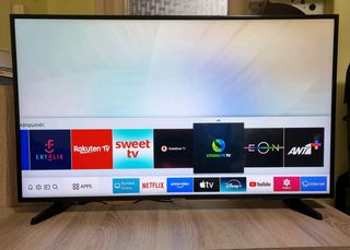 Samsung 43" Smart TV 4K Ultra HD Σαν καινουργιο WiFi Bluetooth Internet YouTube Netflix Σε αριστη κατασταση