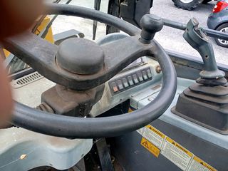 Φορτωτής Με Λάστιχα JCB 2013-thumb-7