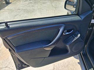 Dacia Duster 2017-thumb-7