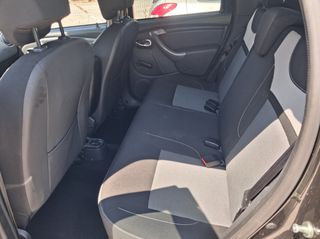 Dacia Duster 2017-thumb-12