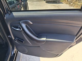 Dacia Duster 2017-thumb-13
