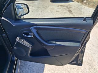 Dacia Duster 2017-thumb-15