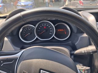 Dacia Duster 2017-thumb-19