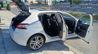 Peugeot 308 2016 1.2 E-THP ALLURE-thumb-17