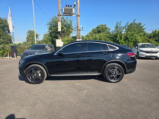 Mercedes-Benz GLC 300 2022 GLC COUPé 300 DE 4MATIC 9G-TRONIC AMG-thumb-4