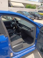 Skoda Fabia 2024 ESSENCE 1.0MPI-thumb-4