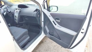 Toyota Yaris 2007 1.4 D-4D DIESEL ΑΥΤΟΜΑΤΟ ECO START/STOP ΜΕ ΚΛΙΜΑ-thumb-6