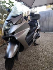 Honda Silverwing 2006 fjs400