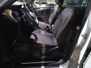 Volkswagen Tiguan 2021 "R-LINE" e-HYBRID IQ-LED 1.4eTSI-DSG-245PS!-thumb-29