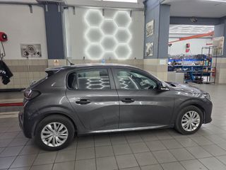 Peugeot 208 2021-thumb-4