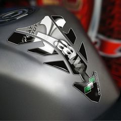 Puig Προστατευτικό Αυτοκόλλητο Ρεζερβουάρ Future Kawasaki Silver 5630P-thumb-1