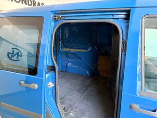Ford Transit 2005 CONNECT / 55 ΧΡΟΝΙΑ ΔΙΠΛΑ ΣΑΣ #1971-thumb-9