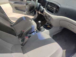 Hyundai Accent 2007-thumb-3