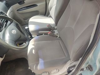 Hyundai Accent 2007-thumb-11
