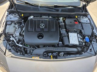 Mercedes-Benz CLA 180 2020 amg line diesel automatic panorama navi-thumb-21