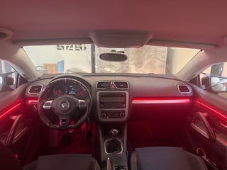 Volkswagen Scirocco 2009-thumb-11