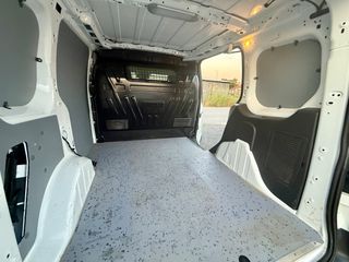 Ford Transit Connect 2017 Με φανάρια συνοδευτικού. Όλα τα σέρβις στην αντιπροσωπεία-thumb-8
