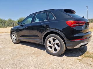 Audi Q3 2022 TFSI 1.5 S-TRONIC HYBRID (Δυνατότητα Leasing η Γραμματίων !)-thumb-5