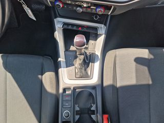 Audi Q3 2022 TFSI 1.5 S-TRONIC HYBRID (Δυνατότητα Leasing η Γραμματίων !)-thumb-15
