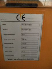 Forklift 2011-thumb-3