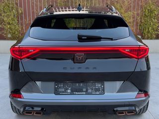 Cupra Formentor 2022 TSI 245hp VZ DSG e-Hybrid 1.4!-thumb-10