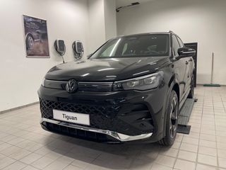 Volkswagen Tiguan 2026 R-Line More 1.5 eTSI plug in hybrid-thumb-3