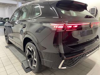 Volkswagen Tiguan 2026 R-Line More 1.5 eTSI plug in hybrid-thumb-13