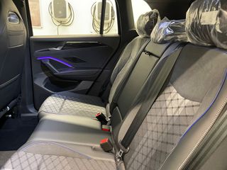 Volkswagen Tiguan 2026 R-Line More 1.5 eTSI plug in hybrid-thumb-32