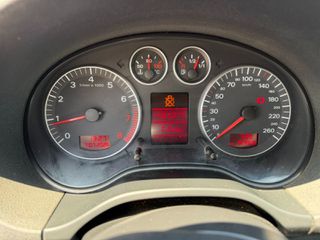 Audi A3 2004-thumb-4