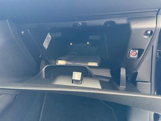 Peugeot 208 2016 1.0 VTi Active-thumb-60