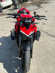 Ducati Streetfighter 2024 AKRAPOVIC-thumb-1
