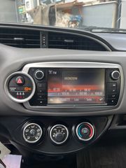 Toyota Yaris 2016-thumb-8