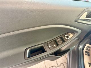 Hyundai i 20 2016 1.4 CRDI TREND Diesel-thumb-9