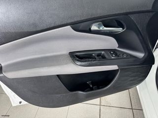 Fiat Tipo 2018 1.4 90PS POP SEDAN 6SPEED!-thumb-8
