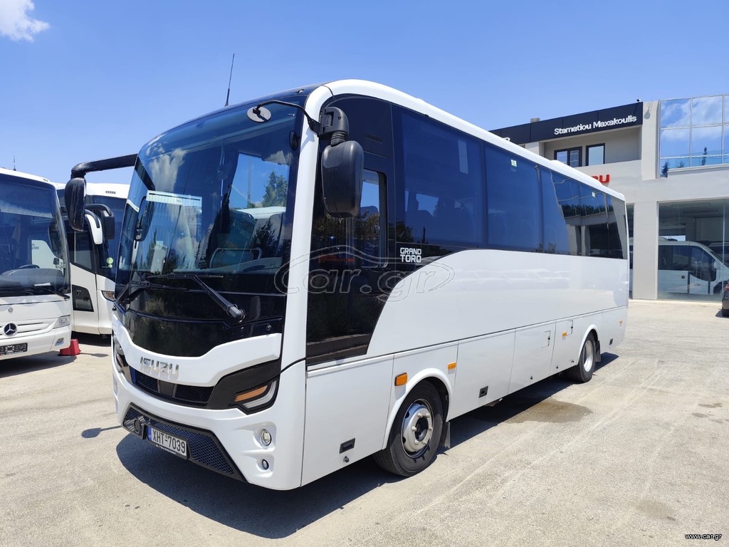 Isuzu 2025 Grand Toro