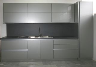 Intrahome Μοντέρνα σειρά Αλκινόη έπιπλα κουζίνας 10 Μέτρα συνολικα τρέχον μέτρα Intrahomekouzina-67244255