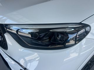 Mercedes-Benz GLC 300 2024 AMG 300e plug in-thumb-4