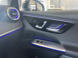 Mercedes-Benz GLC 300 2024 AMG 300e plug in-thumb-53