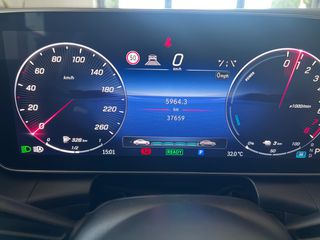 Mercedes-Benz GLC 300 2024 AMG 300e plug in-thumb-21