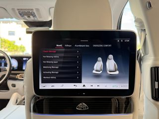 Mercedes-Benz GLS 600 2024 MAYBACH Two-Tone Full Options-thumb-56