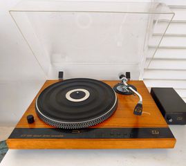 Πικάπ Monitor Audio ET-500